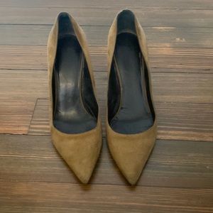 YSL pointed suede pumps size 40
